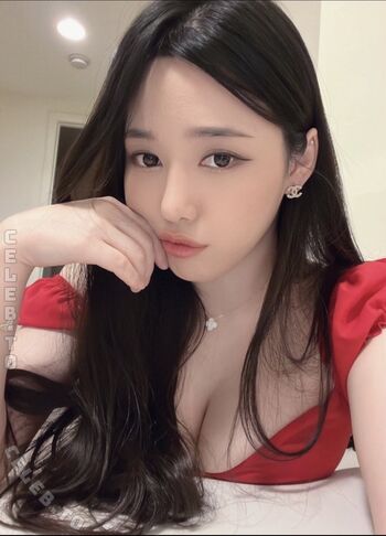 Full leaked Queenmiranda private onlyfans photo