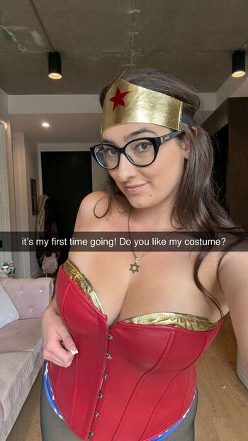 qveenjulia