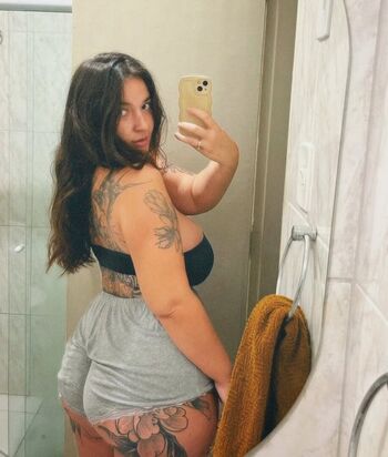 Full leaked Raquel private onlyfans photo