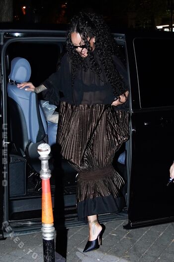Full leaked Rihanna private onlyfans photo