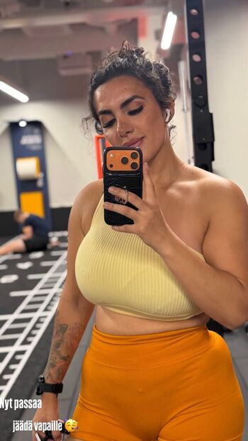 Full leaked Rojin birzoi private onlyfans photo