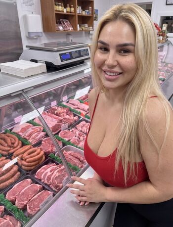 Full leaked Rosiccaa page private onlyfans photo