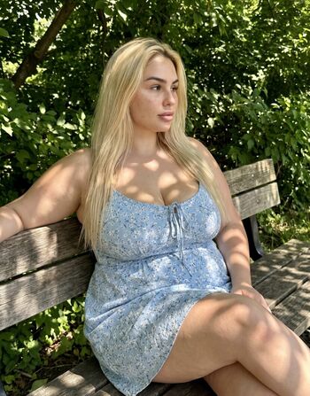 Full leaked Rosiccaa private onlyfans photo