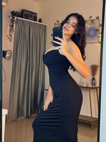 Full leaked Sakshi pandey private onlyfans photo