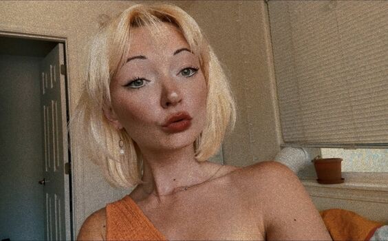 Full leaked Samantha smith  page private onlyfans photo