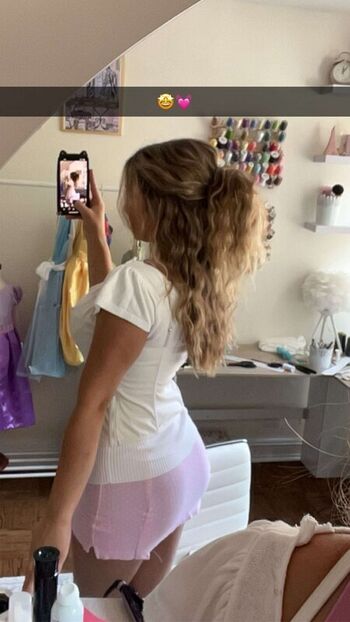Full leaked Sara dobrik private onlyfans photo
