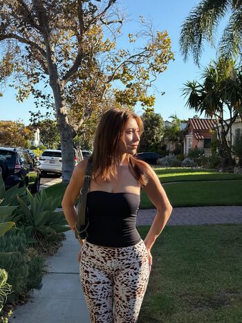 Full leaked Sasha emiri private onlyfans photo