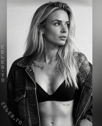 Full leaked Sashoe private onlyfans photo