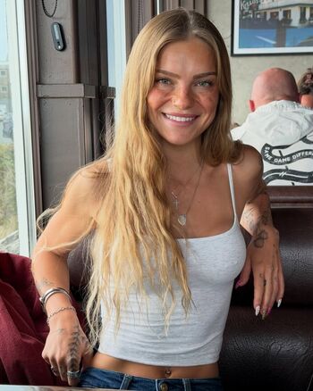 Full leaked Savanah nickole private onlyfans photo