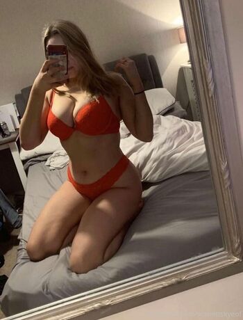 Full leaked Scarlettskyeof private onlyfans photo