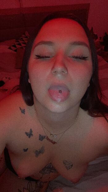 Full leaked Sexylexxy private onlyfans photo
