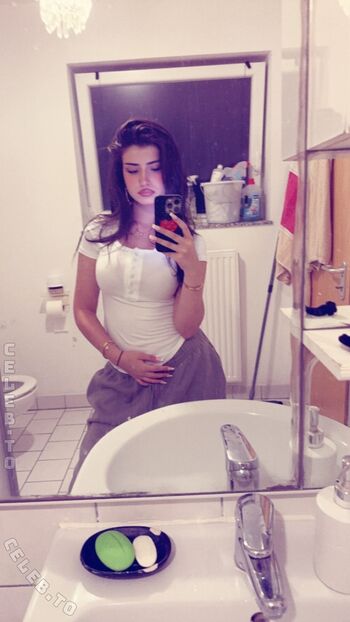 Full leaked Shaaliax private onlyfans photo