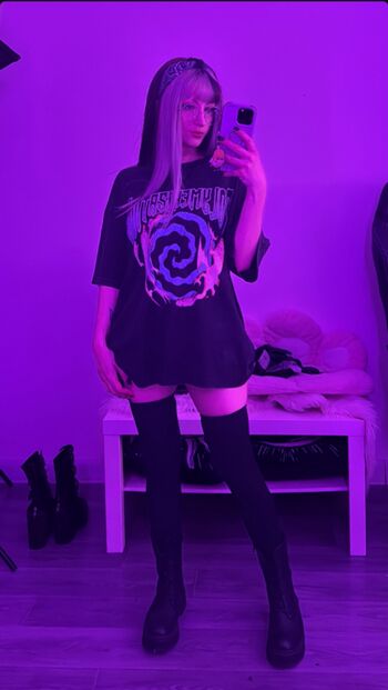 Full leaked Shiro kitsune private onlyfans photo
