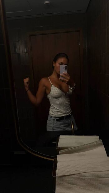 Full leaked Siena hostetler private onlyfans photo