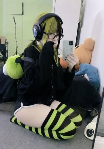 Full leaked Sillyarisu private onlyfans photo