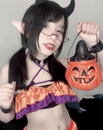 Full leaked Sillyarisu private onlyfans photo