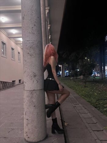 Full leaked Simlosssss private onlyfans photo