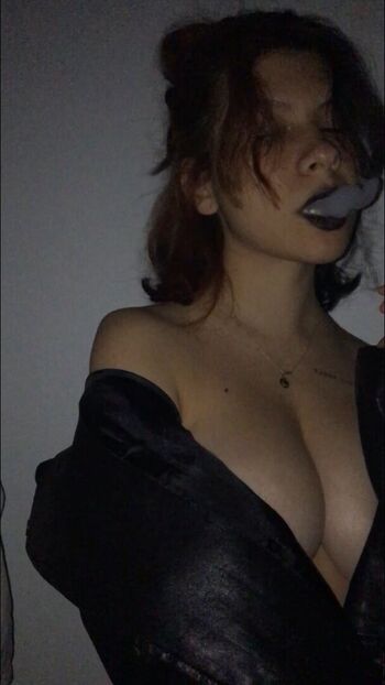 Full leaked Sinammonroll private onlyfans photo