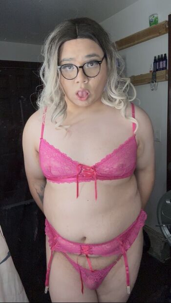 sissyDan1elle