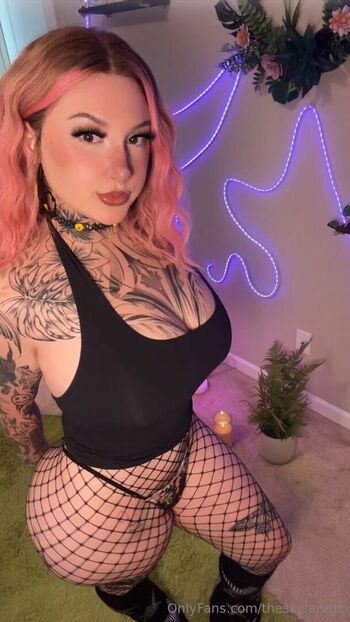 Skylar Vox