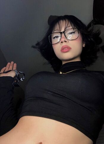 Full leaked Smlltts private onlyfans photo