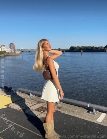 Full leaked Sophiaa private onlyfans photo