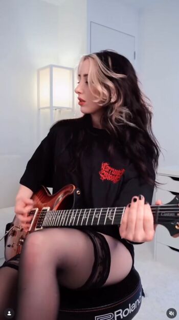 Full leaked Sophie burrell private onlyfans photo