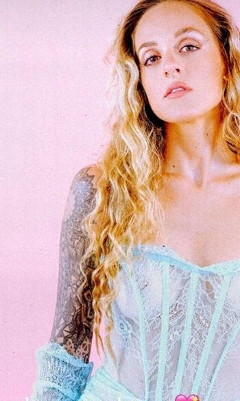 Full leaked Sruetercreates private onlyfans photo