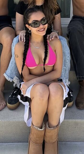 Full leaked Tara yummy private onlyfans photo