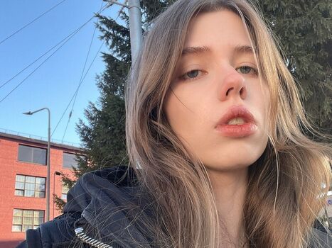 Full leaked Lesleyyxo/ private onlyfans photo