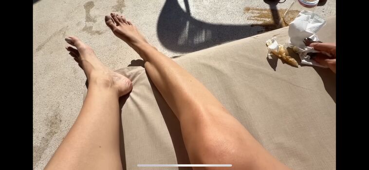 Full leaked Nude muse / private onlyfans photo