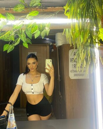 Full leaked Turkish girls page private onlyfans photo