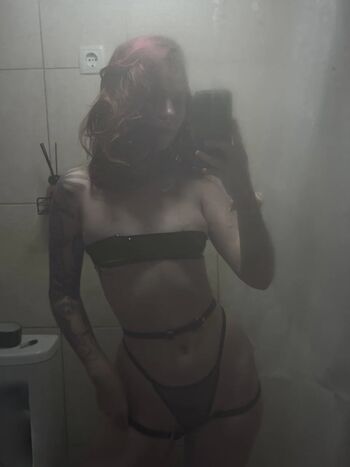 Full leaked Tvoya van private onlyfans photo