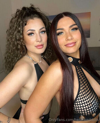 Full leaked Twoinkeddolls private onlyfans photo