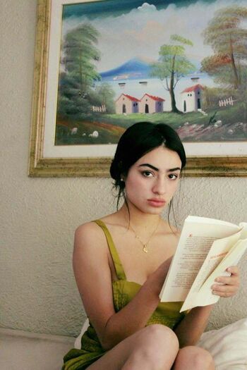 Full leaked Valentina buzzurro private onlyfans photo