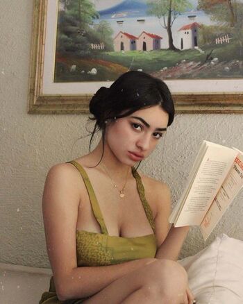 Full leaked Valentina buzzurro private onlyfans photo