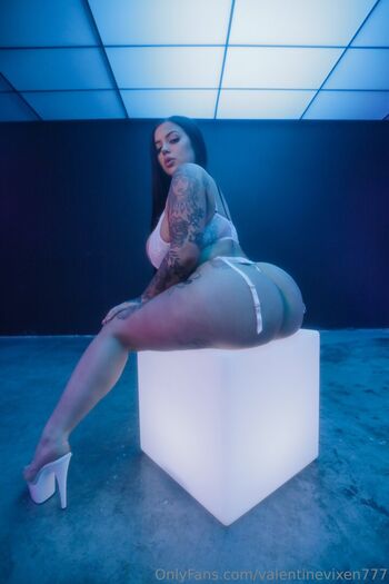 Full leaked Valentinevixen  page private onlyfans photo