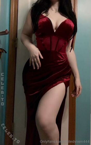 Full leaked Veiledvixen page private onlyfans photo