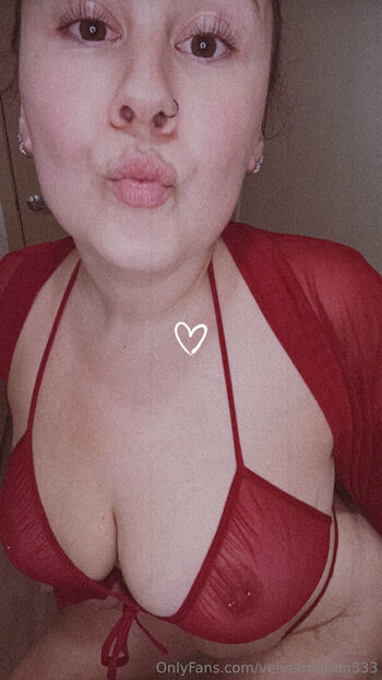 Full leaked Velvetmotion private onlyfans photo