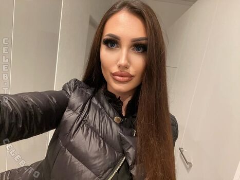 Full leaked Vivienne huber page private onlyfans photo