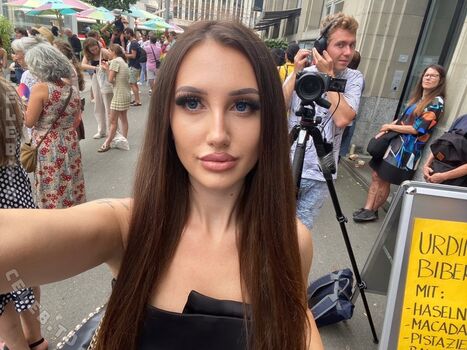 Full leaked Vivienne huber private onlyfans photo