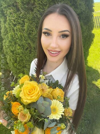 Full leaked Vivienne huber private onlyfans photo