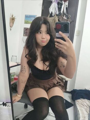 Full leaked Dayabae/ private onlyfans photo