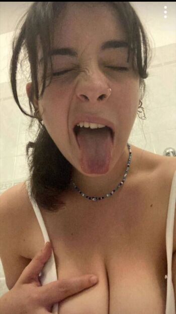Full leaked Sara core page private onlyfans photo