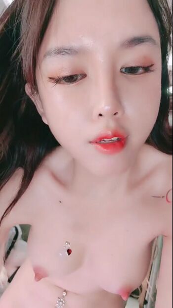Full leaked Mier yap/ private onlyfans photo