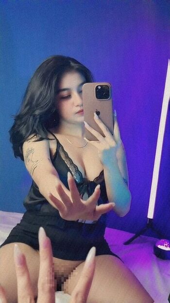 Full leaked Yambogdini / private onlyfans photo