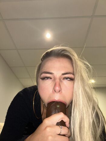 Full leaked Armani black/ private onlyfans photo