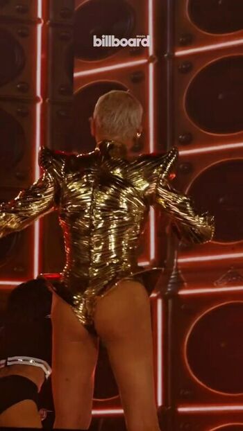 Full leaked Xuxa meneghel page private onlyfans photo