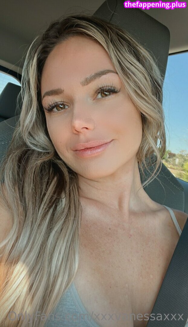Vanessa / x.x.x.vanessa.x.x.x / xxxvanessaxxx Fotografie OnlyFans Dezbrăcată #30