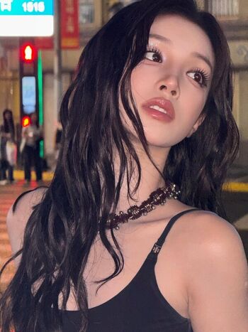 Full leaked Emily yunicorn/ private onlyfans photo
